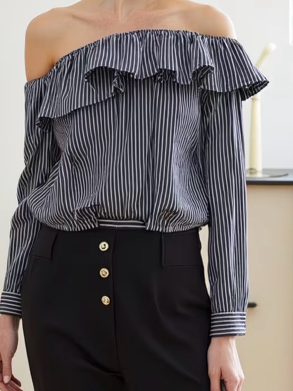 🎉HOST PICK POSH Party🎉 Off-Shoulder Navy & White Striped Ruffle Top - Picture 3 of 4
